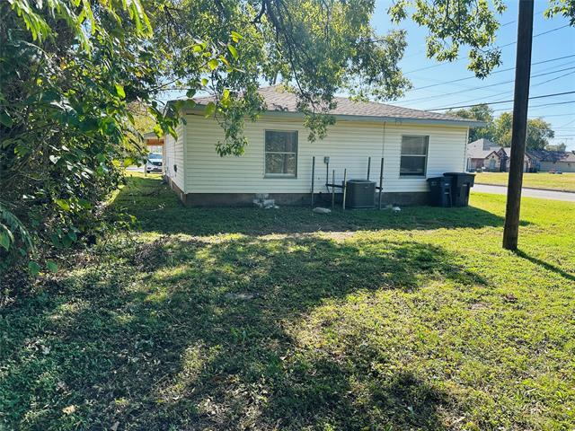 Building Photo - 2801 Ennis Ave