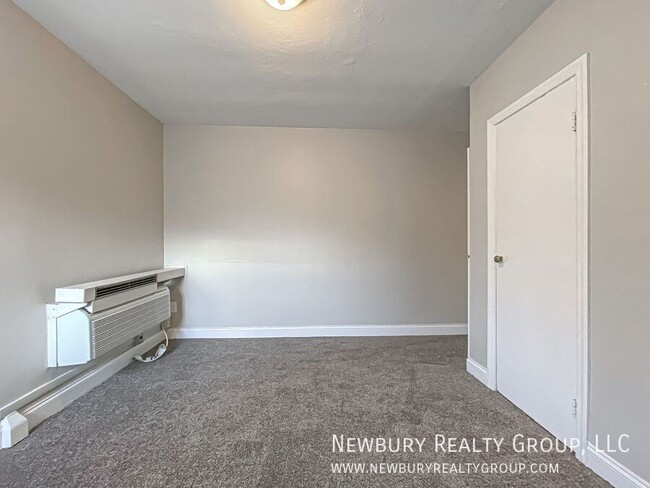 Building Photo - Welcome to WestWood Apartments: Your 2 Bed...