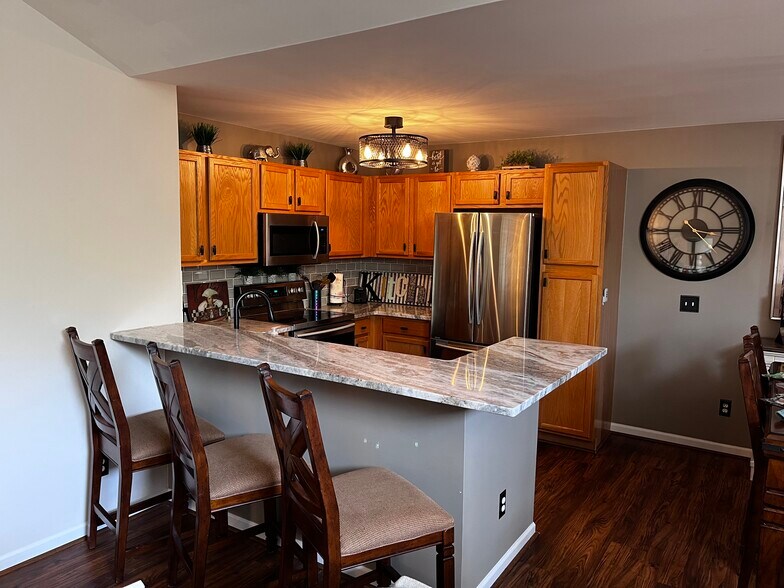Building Photo - 51582 Stern Ln
