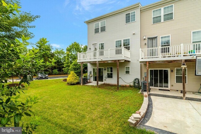 Building Photo - 21491 Willow Breeze Sq