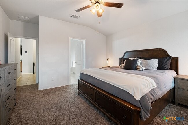 Building Photo - 5541 Perdita Dr