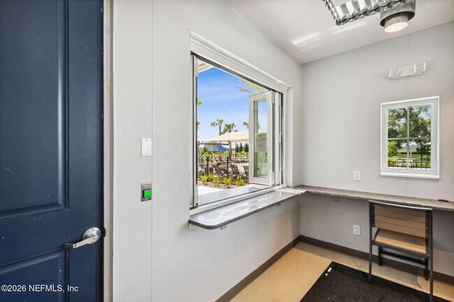 Building Photo - 3012 Granary Pk Ave