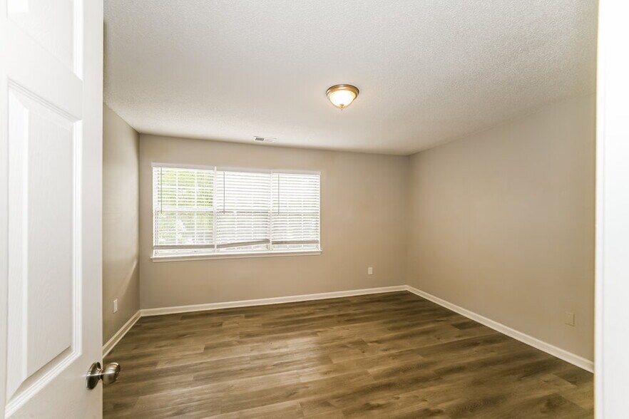 Building Photo - 12654 Tucker Crossing Ln