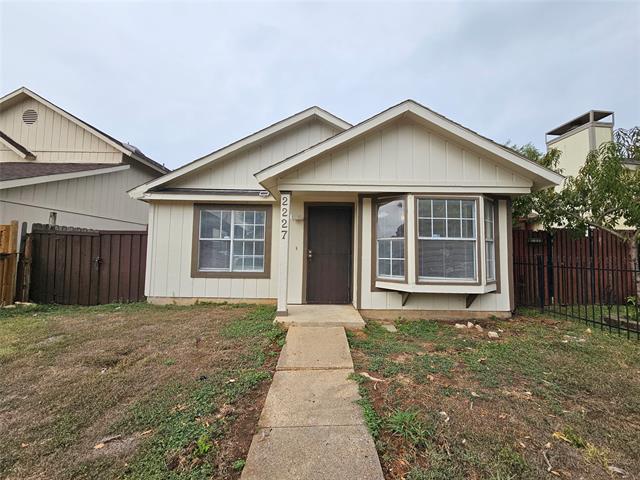 Building Photo - 2227 Nantucket Village Dr