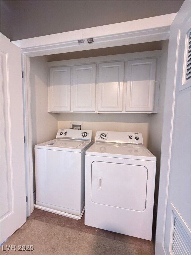 Building Photo - 9050 W Tropicana Ave