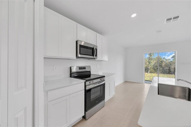 Building Photo - 3460 Chinotto Dr