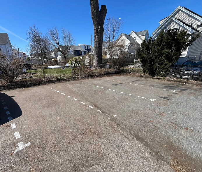 Building Photo - 29 Watts St