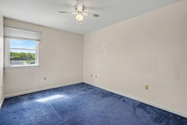 Building Photo - 99 Lee Ann Ct