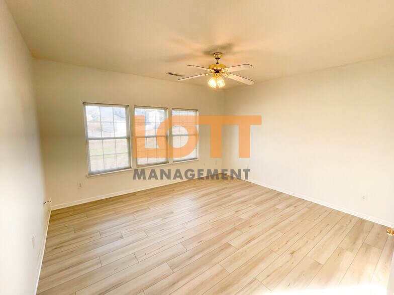 Building Photo - 106 Wilder Ct