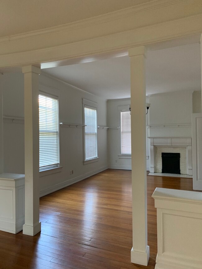 Apt 2 dining room - Milburn Apartments