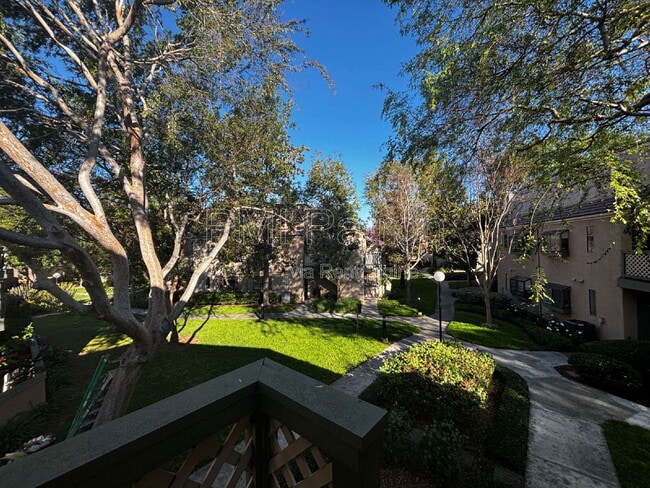 Building Photo - 3509 W Greentree Cir