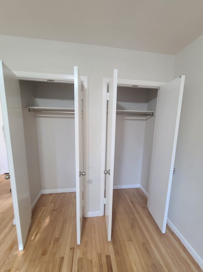 Building Photo - 534 Church Rd