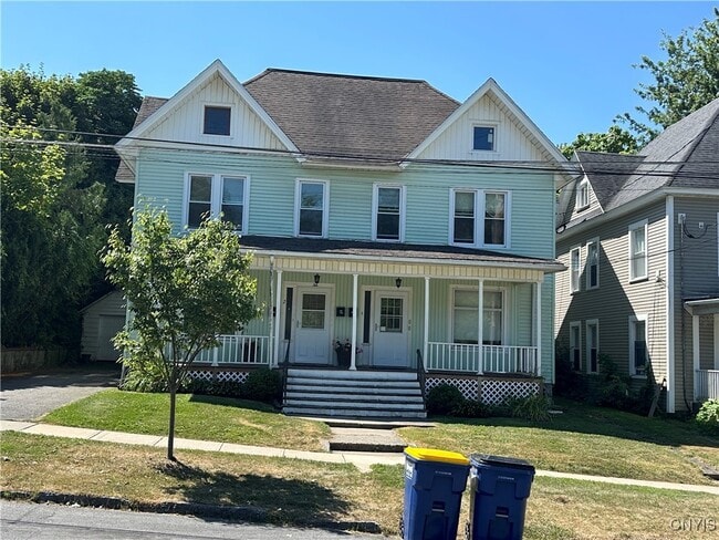 Primary Photo - 2 Cottage St