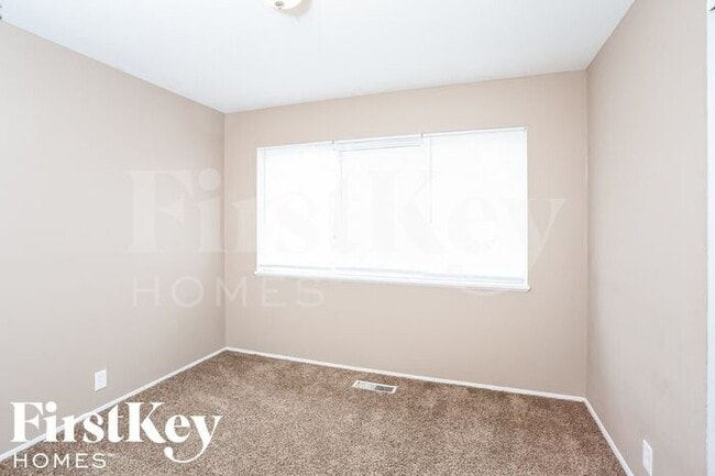 Building Photo - 3310 Hambletonian Dr