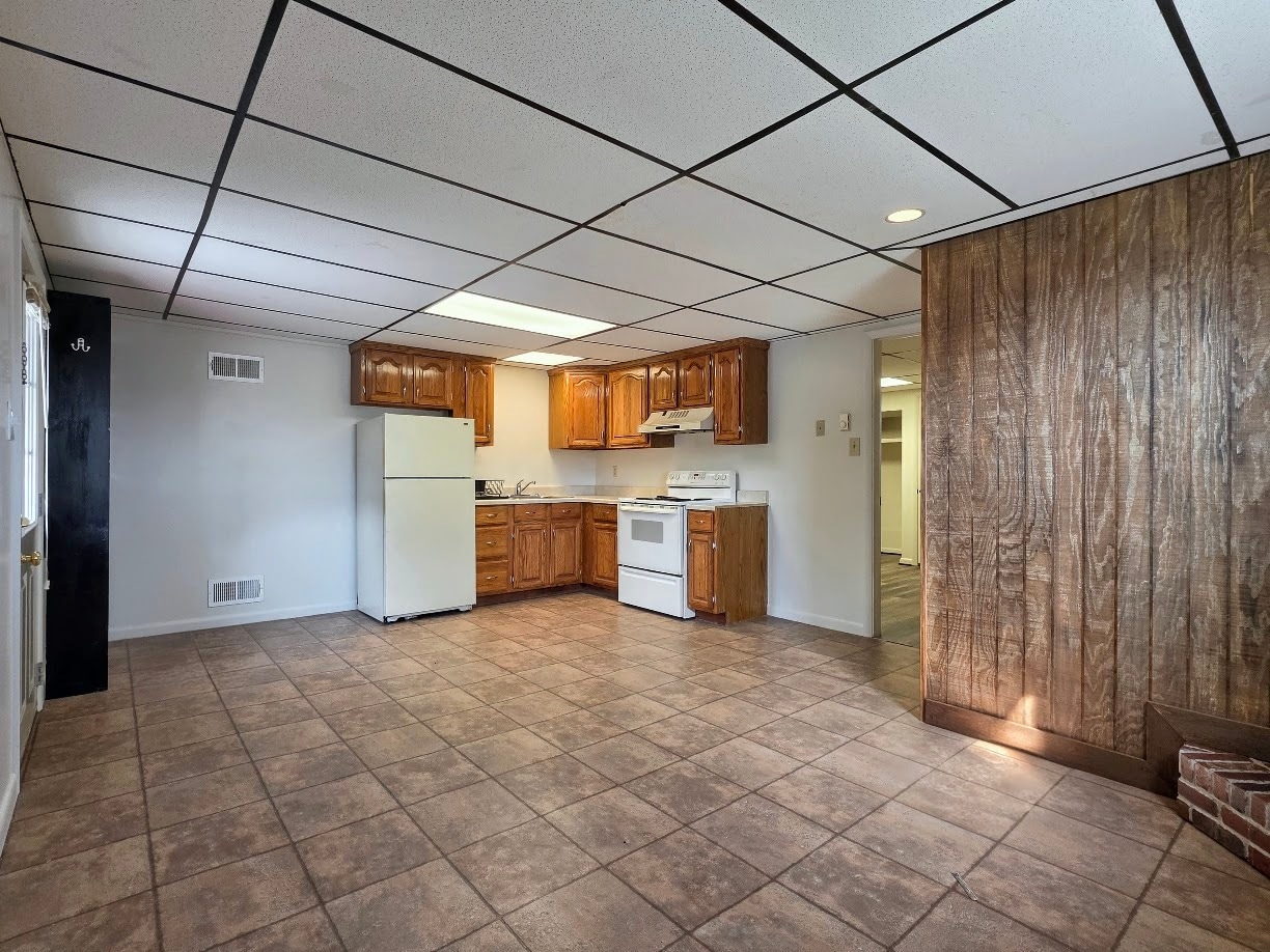 Building Photo - 150 Fruitville Pike