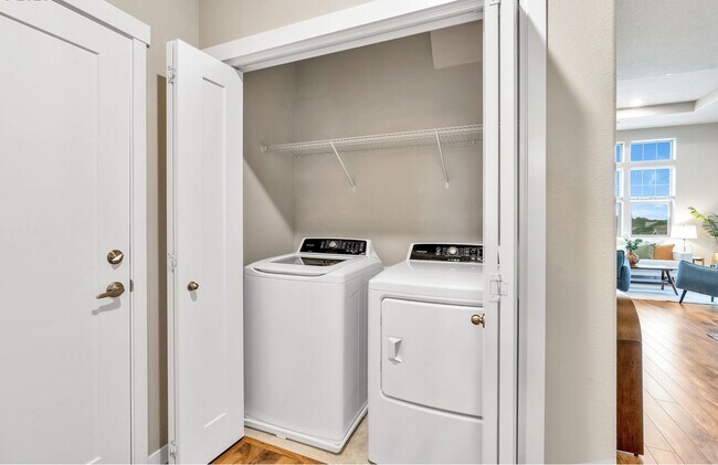 Building Photo - 17181 SW Snowdale St