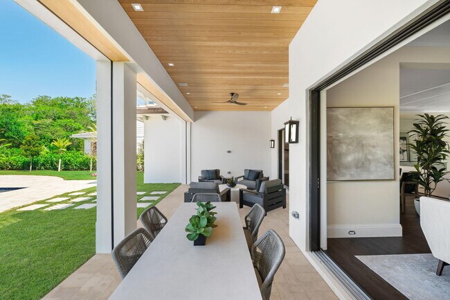 Building Photo - 3192 Blue Cypress Ln