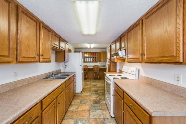 Building Photo - 1807 Orchard Ln