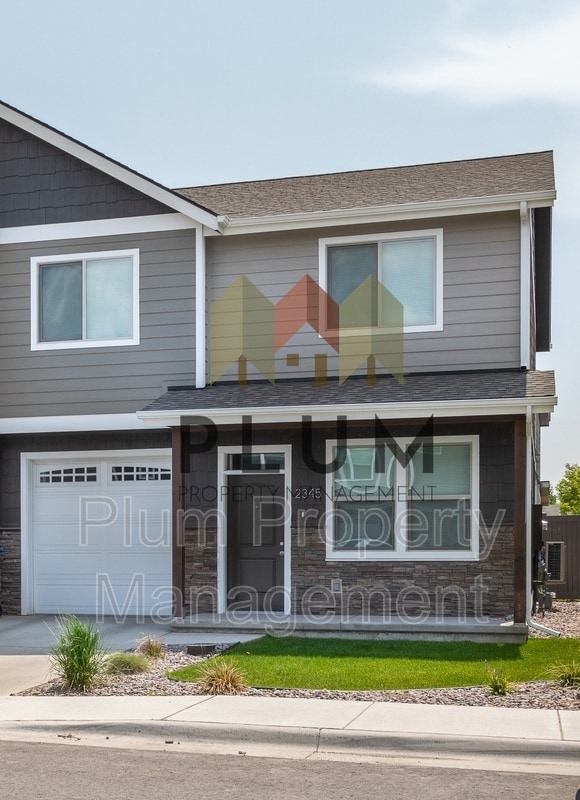Building Photo - 2345 Aspen Grv Lp
