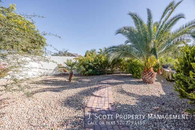 Building Photo - 15646 W Ashland Ave