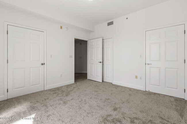 Building Photo - 807 Mystic Dr