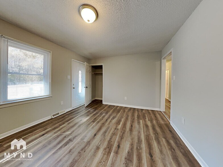 Building Photo - 7121 Riley Hill Rd