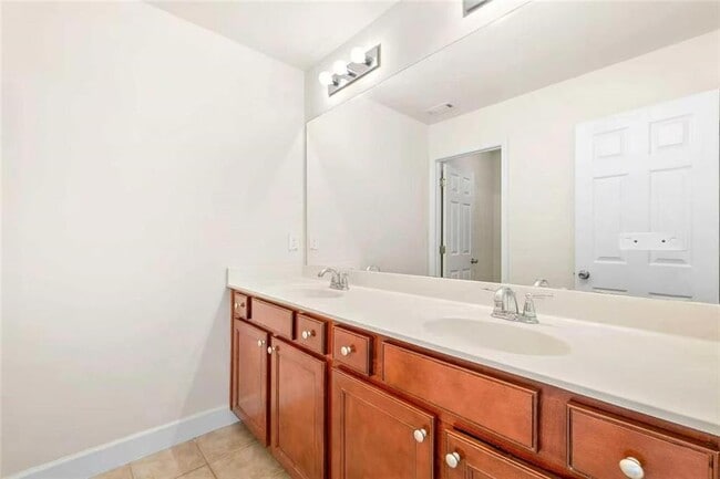 Building Photo - 2588 Cannon Farm Ln
