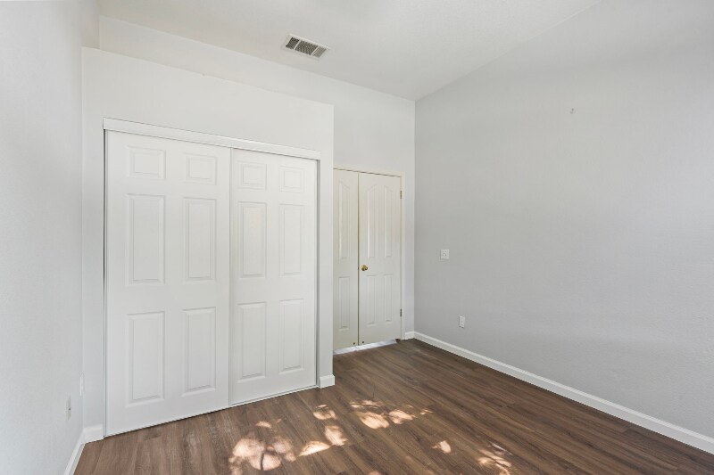 Building Photo - 8277 Lake Willow Way