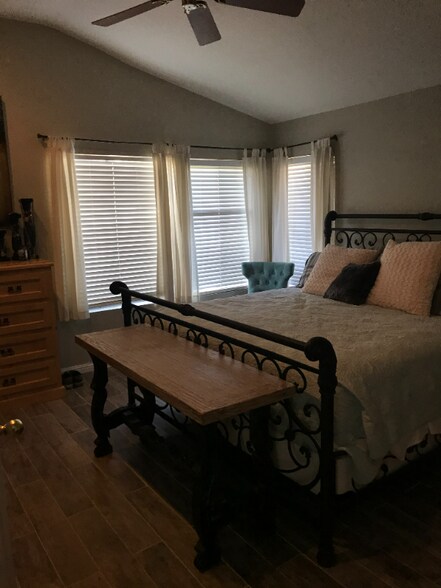 Building Photo - 25661 Frost Ln