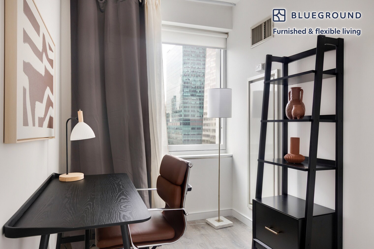 Building Photo - 70 W 45th St