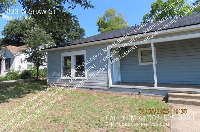 Primary Photo - 833 W Shaw St