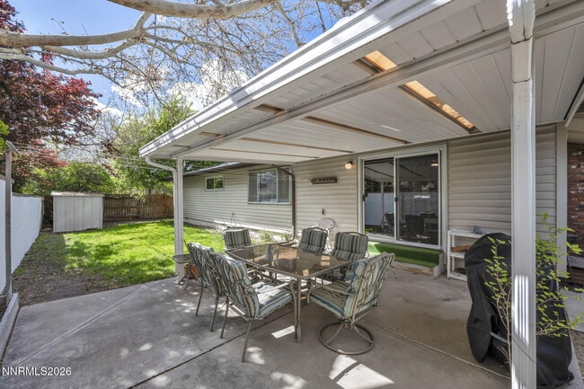 Building Photo - 1490 Foster Dr