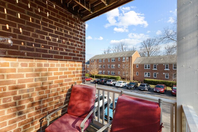 Building Photo - 1407 Belle View Blvd