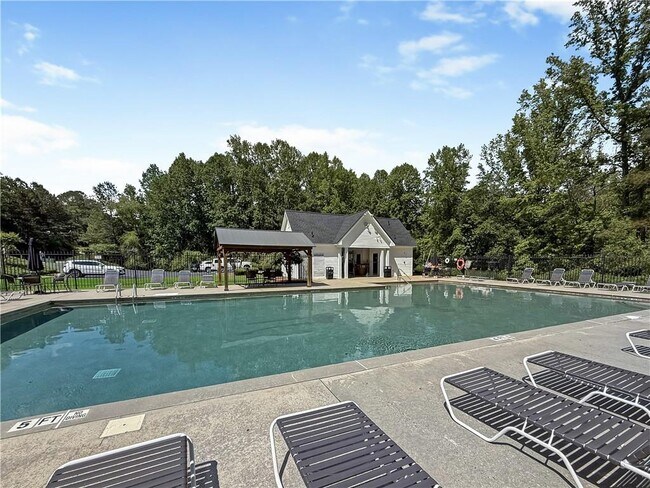 Building Photo - 4410 Wessington Ln