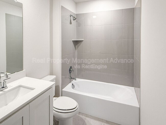 Building Photo - 2021 Ozark Hls Ln