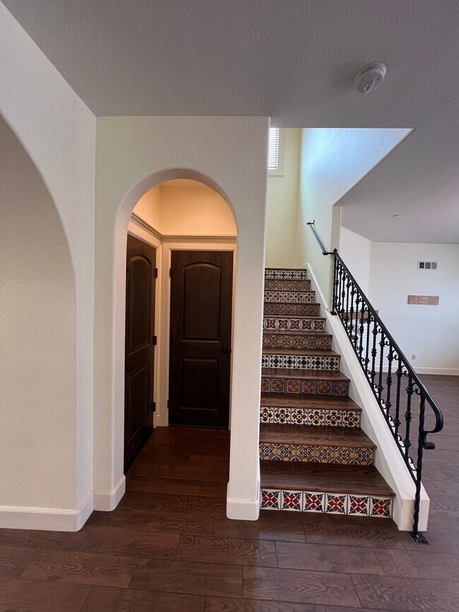 Building Photo - 14816 Huckleberry Dr
