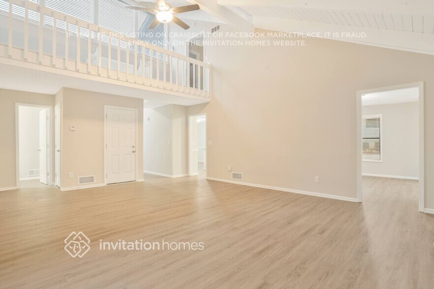 Building Photo - 310 Homestead Cir NW