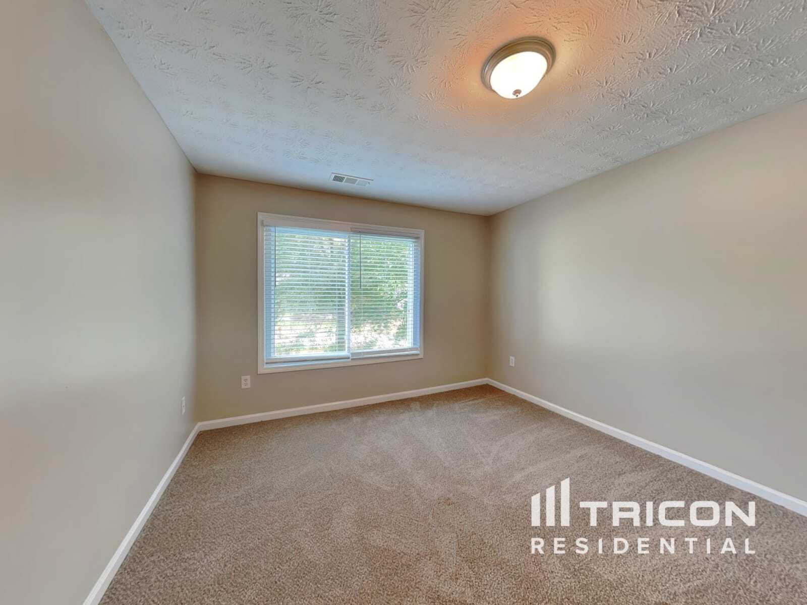 Building Photo - 703 Morgans Ridge Dr