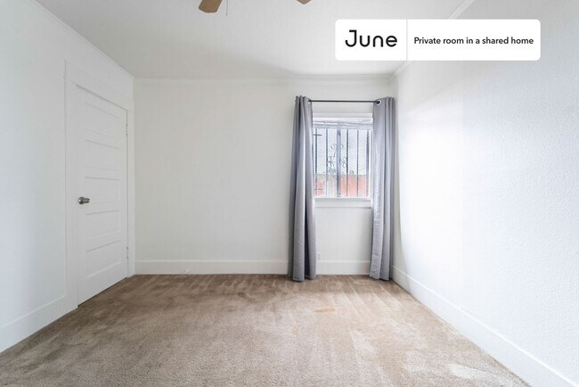 Building Photo - Room in Shared 4 bed/2 bath home