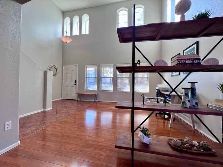 High Ceilings - 17464 W Caribbean Ln
