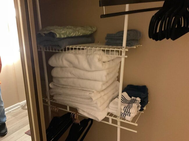 Building Photo - 9416 1st Ave NE