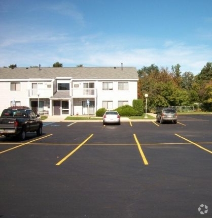 Building Photo - Lighthouse Gardens Apartments