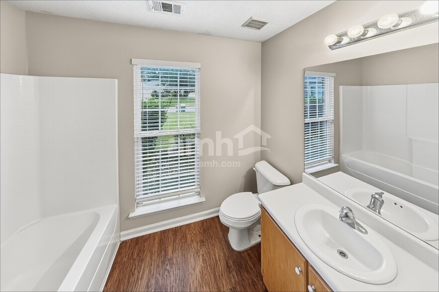 Building Photo - 83 Yellow Jasmine Ct
