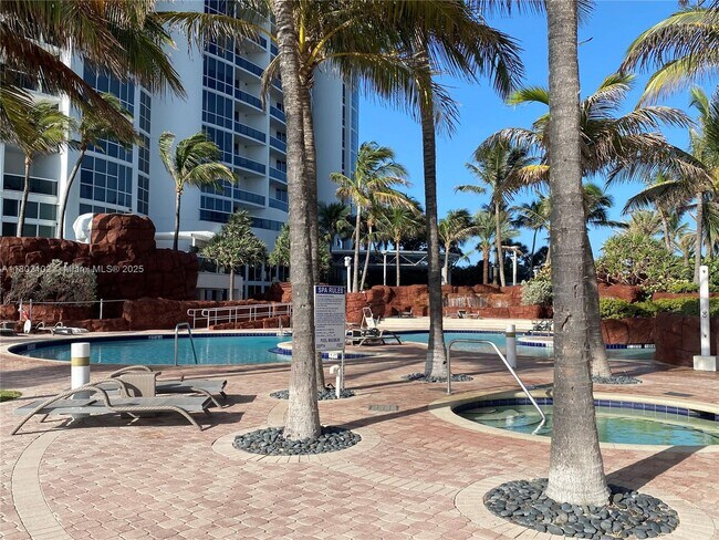 Building Photo - 18201 Collins Ave