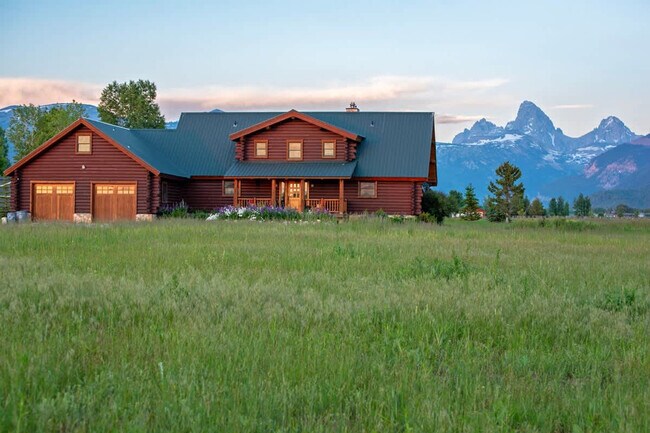 Building Photo - 2477 Middle Teton Rd