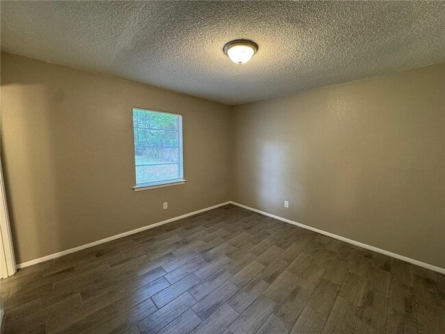 Building Photo - 6564 Cynthia Dr