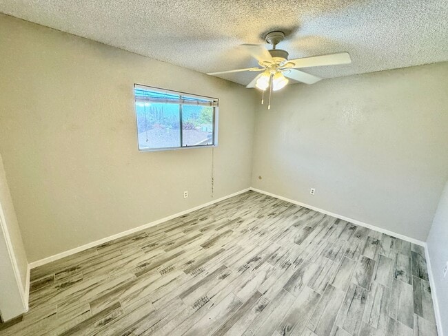 Building Photo - Spacious 2BD/2BTH with Private 2 Car Garage!