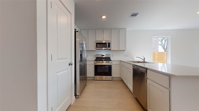 Building Photo - 1634 Birch Wood Dr