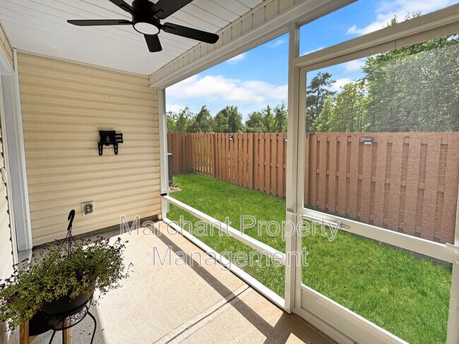 Building Photo - 403 Moss Branch Ct