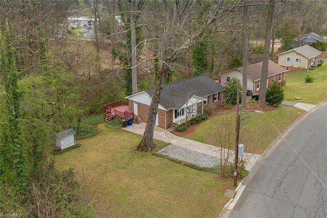 Building Photo - 1629 Ardsley St